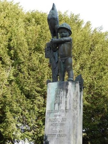 Le Monument aux morts de Mailly le Château